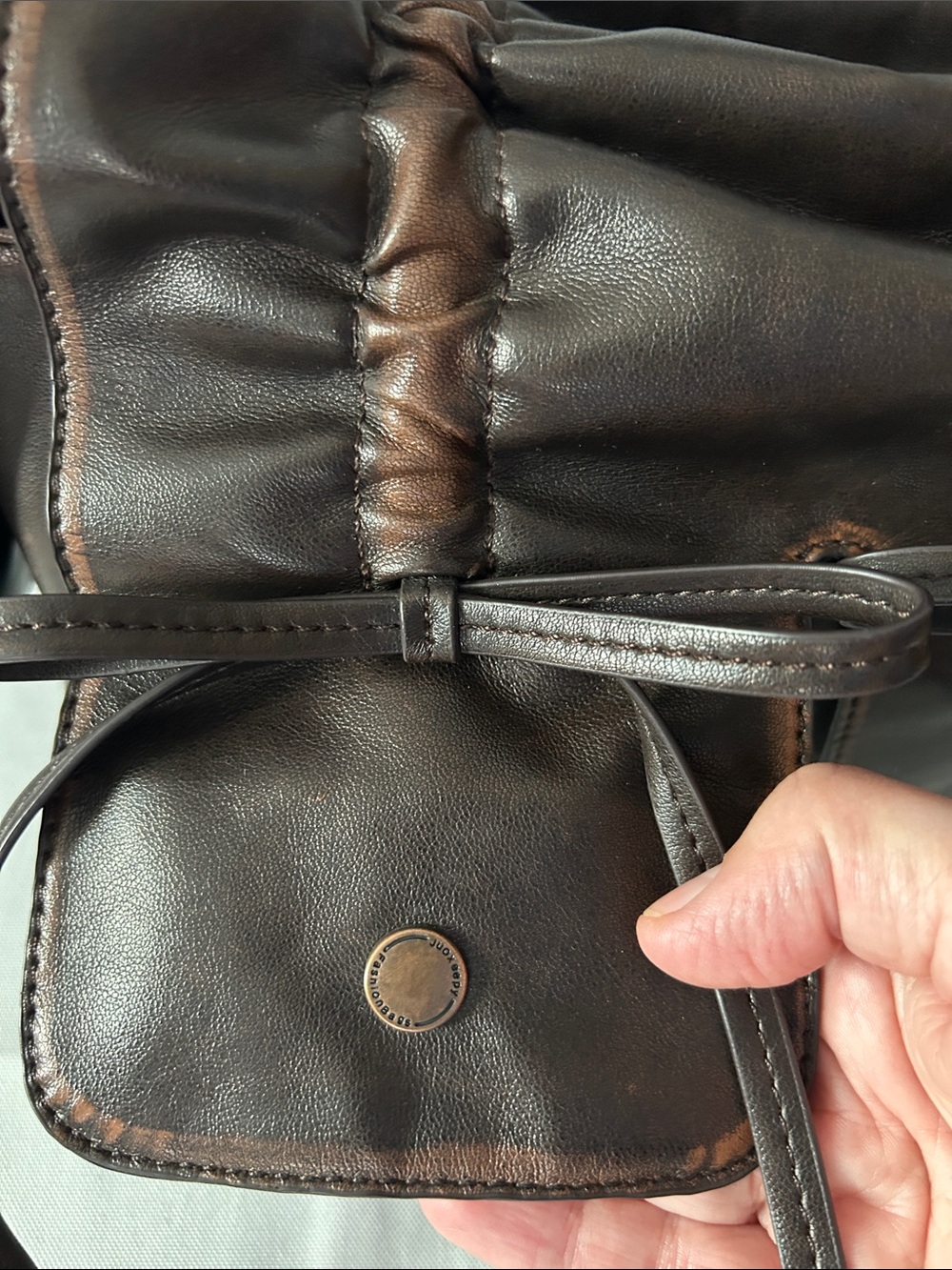 Designer Handbag  Multipocket Bag Y2K  Bow Bag with Washed Finish Vintage Hobo - Picture 13 of 15